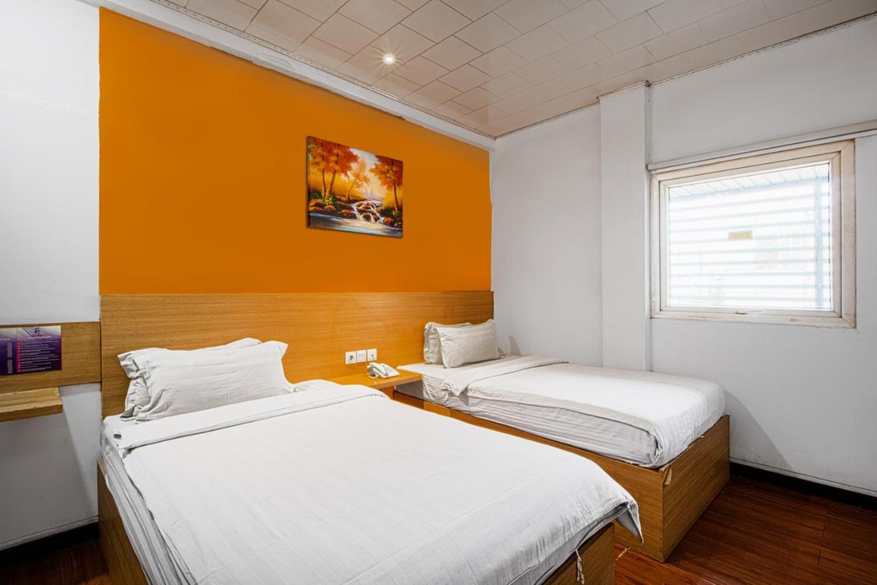 Suba Hotel Джакарта Экстерьер фото